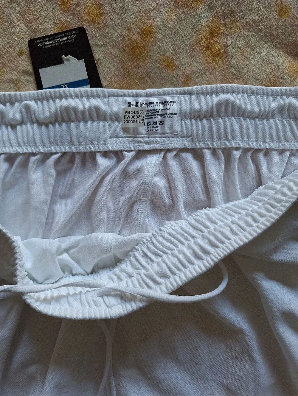 NWT Under Armour Men’s White Athletic Mesh Basketball Shorts Size XL